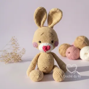 Coelho Amigurumi – Boneco em Crochê Artesanal Feito à Mão 🐰
