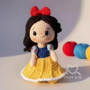 Branca de Neve Amigurumi – Boneca em Crochê Inspirada na Personagem