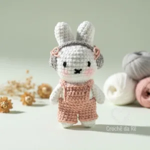 Coelho Miffy Amigurumi – Coelhinho em Crochê Inspirado na Personagem 🐰