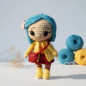 Coraline Jones Amigurumi – Boneca em Crochê Inspirada no Filme Coraline