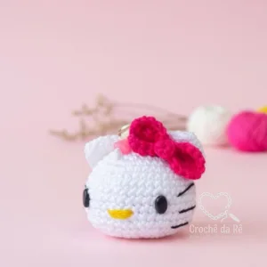 Chaveiro Hello Kitty Amigurumi – Feito à Mão em Crochê