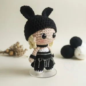 Félix Stray Kids Amigurumi – Boneco em Crochê Inspirado no K-pop 💜