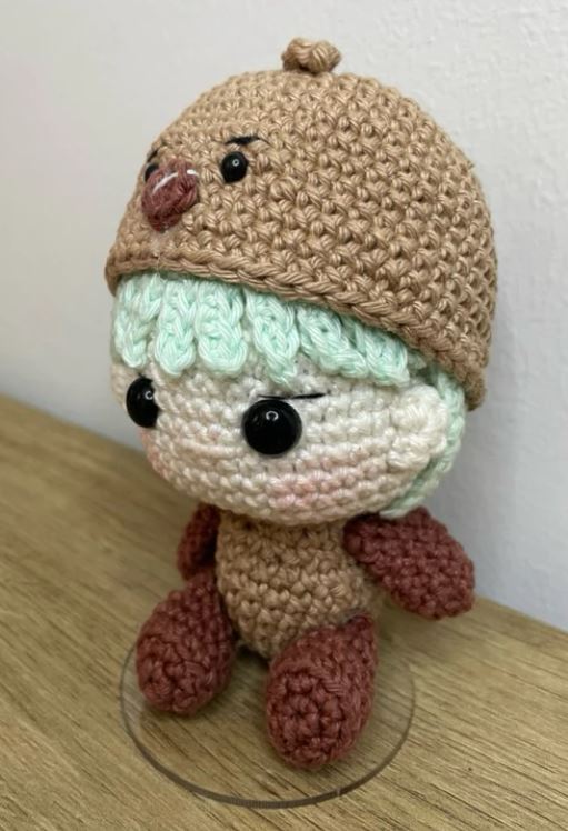 Suga BTS Amigurumi – Boneco em Crochê Inspirado no K-pop 💜